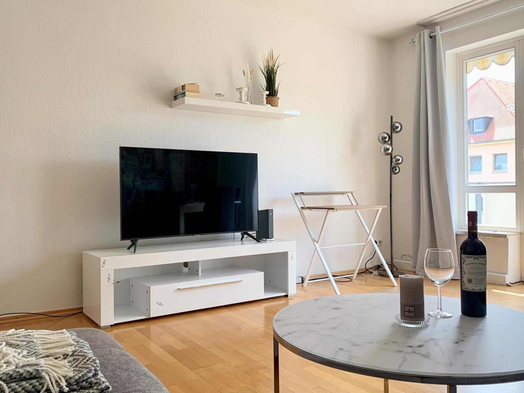 New-York Appartment, 2 Zimmer, Zentral Naehe Bahnhof Wilhelmshoehe Kassel Dış mekan fotoğraf